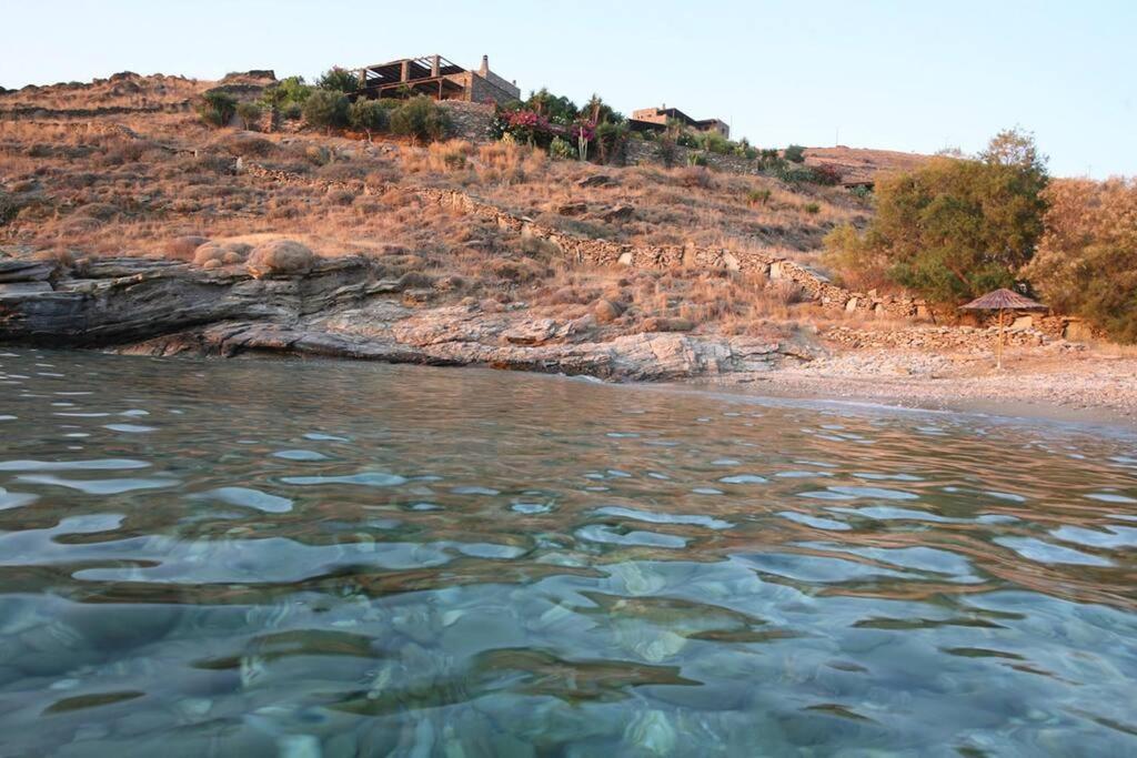 Rosemary 2 Bedroom 2 Bath Beachfront Koundouros Exterior foto