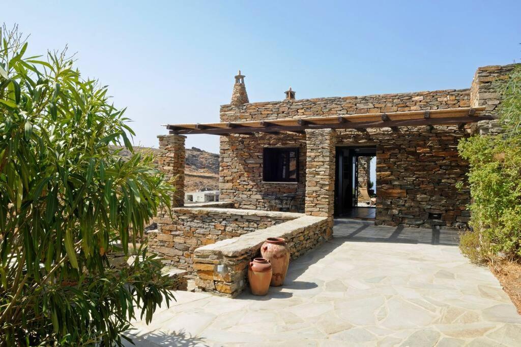 Rosemary 2 Bedroom 2 Bath Beachfront Koundouros Exterior foto